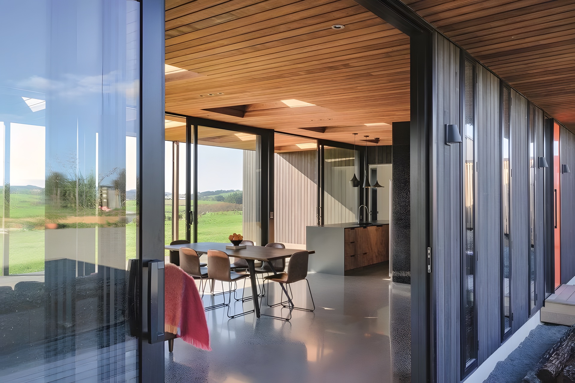 Indoor-outdoor flow by AKB Build, Hokitika